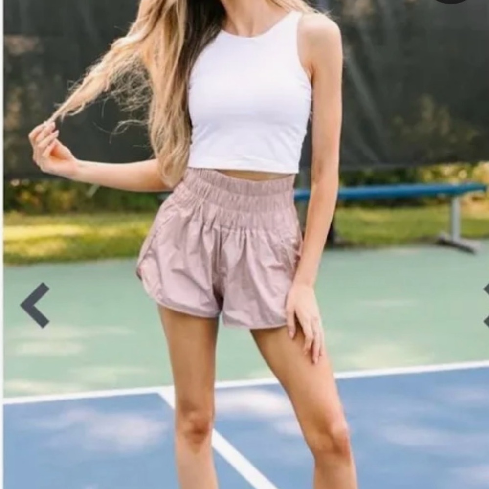 Free People Movement on the way home mauve shorts S